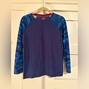 Old Navy Youth 14-16 activewear shirt